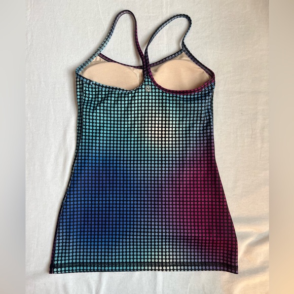 Lululemon Tank Top Racer Back Built In Bra Lightweight Polka dots - Picture 2 of 3